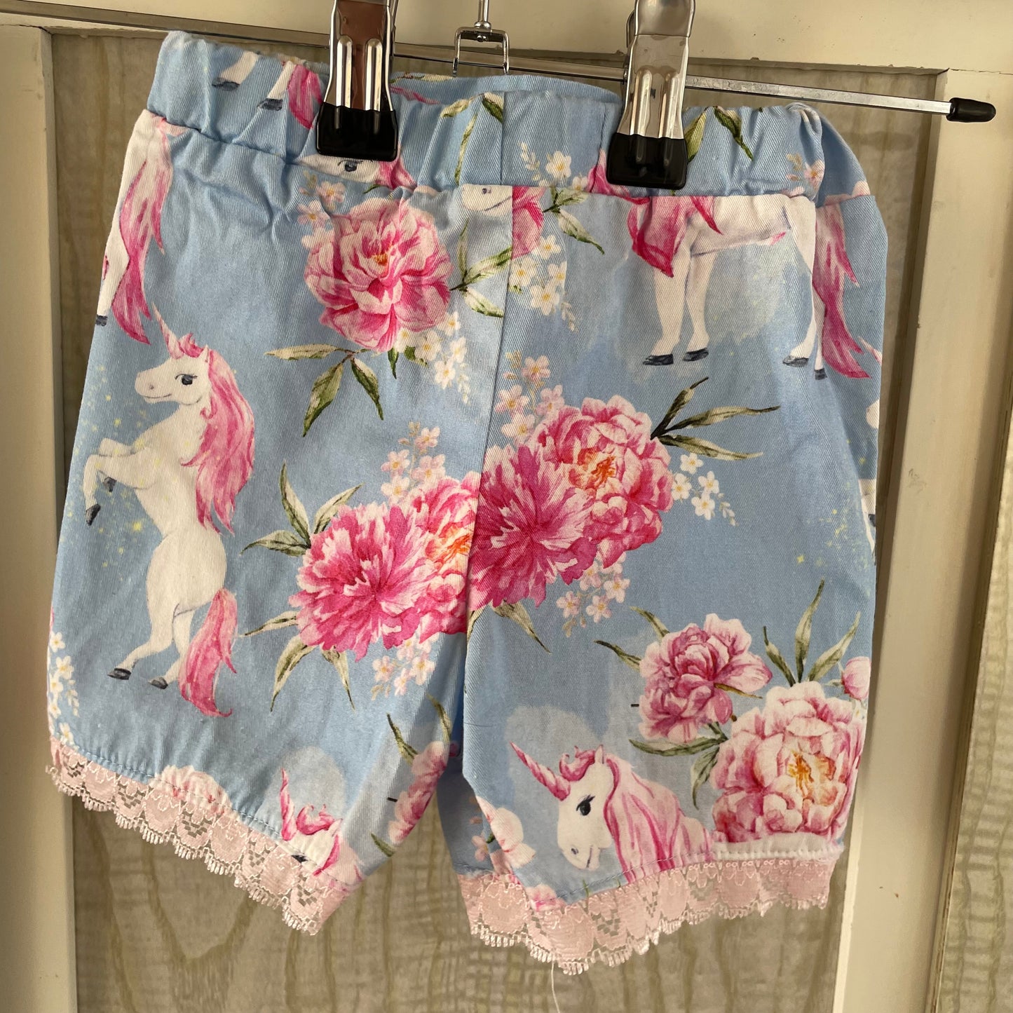 (0) Unicorn Floral Shorts