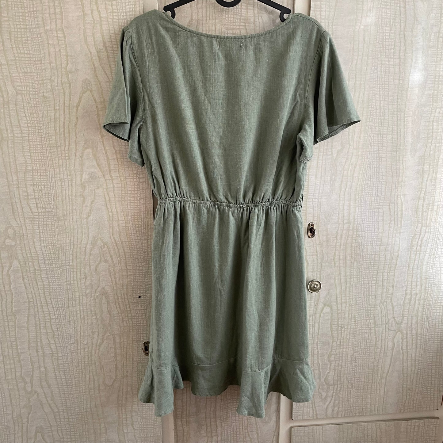 (10) Grace & Co Green Vneck dress