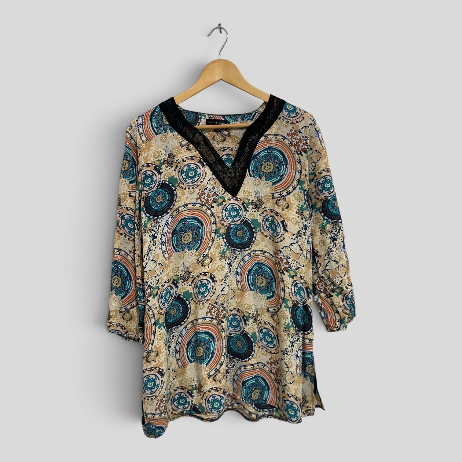 Image of (16) Caroline Morgan | Blouse