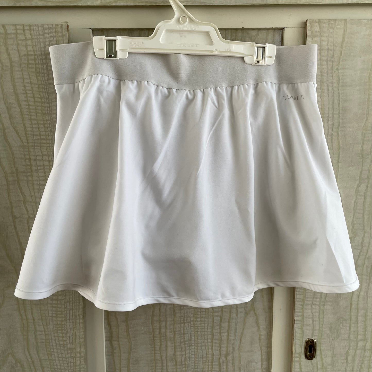 (L) Adidas White Skort