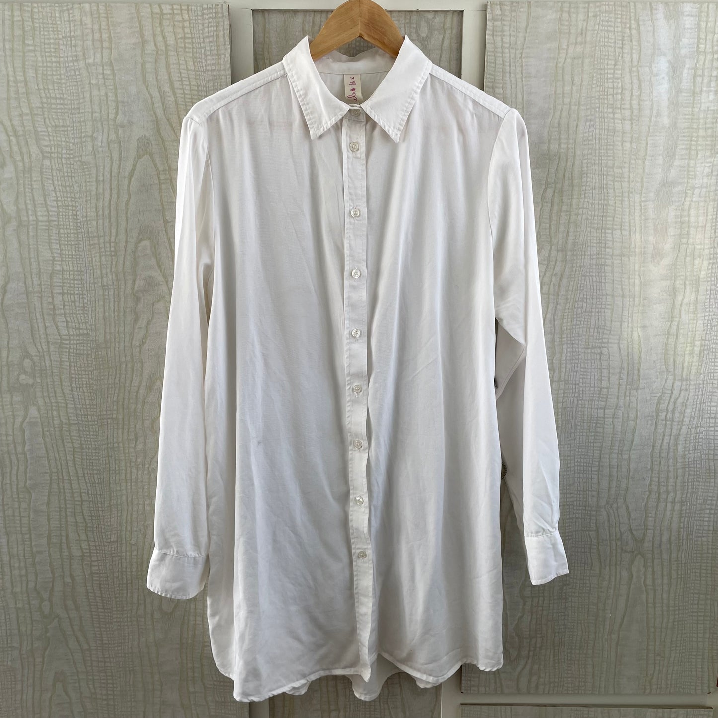 (14) Elm White L/S Dress