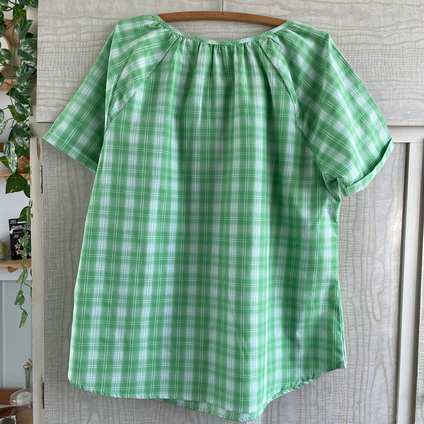 (16) established green gingham blouse