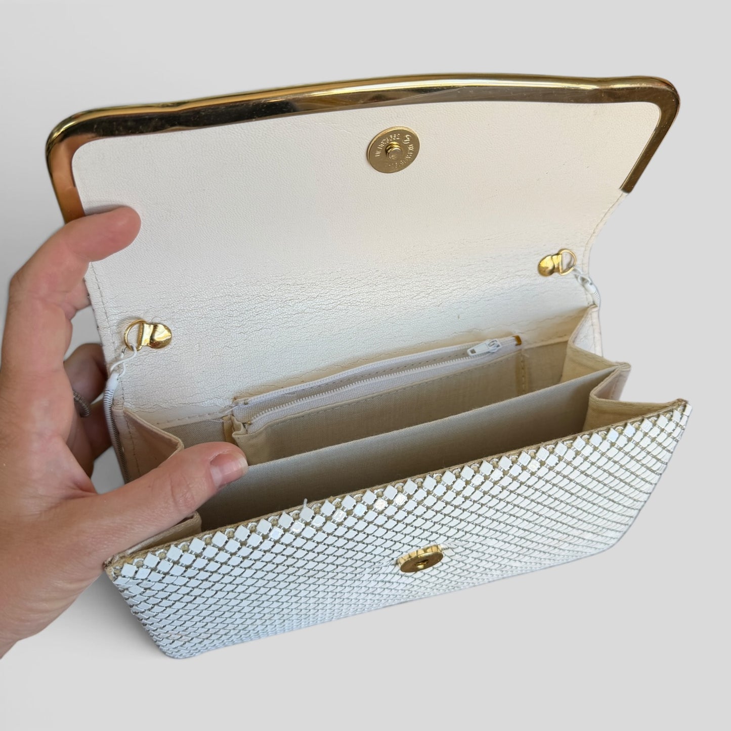 Clutch | White Mesh Straight