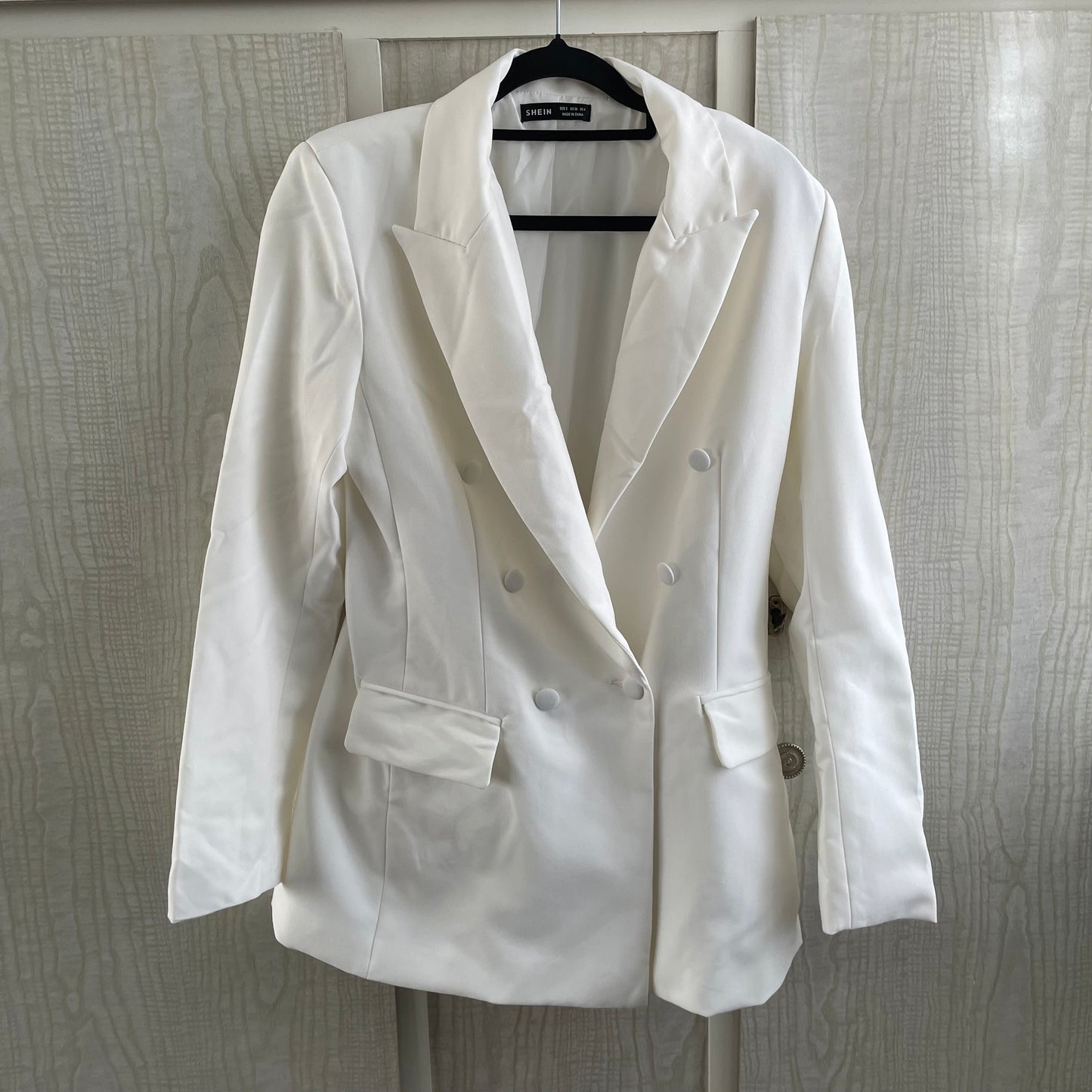 (S) white blazer