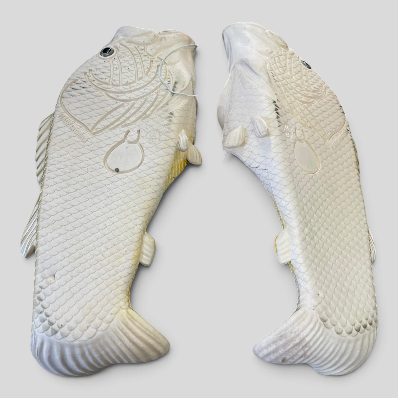Image of (44-45) Fish Feet | BNWT