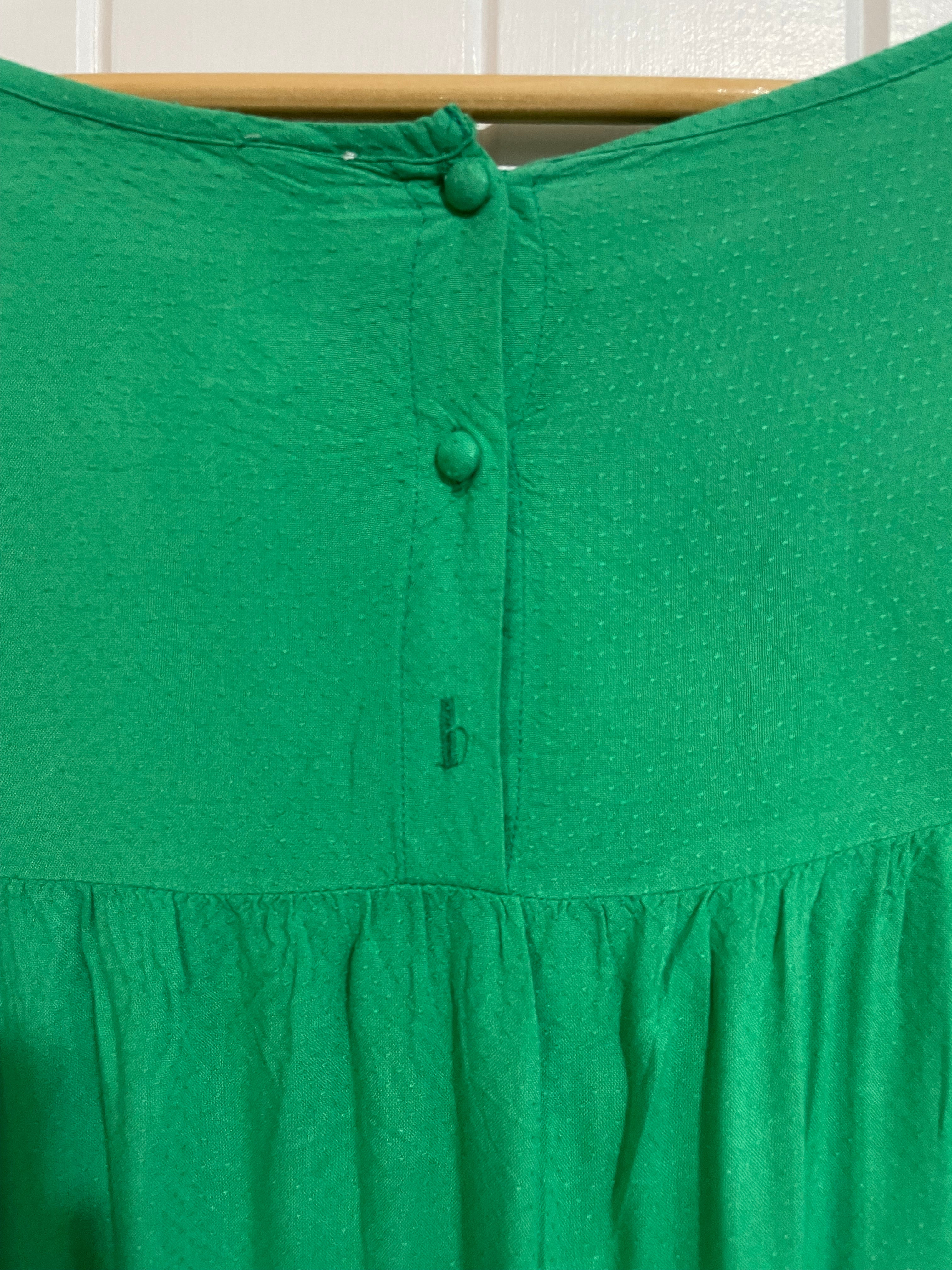 Image of (12) Elm | Green Blouse