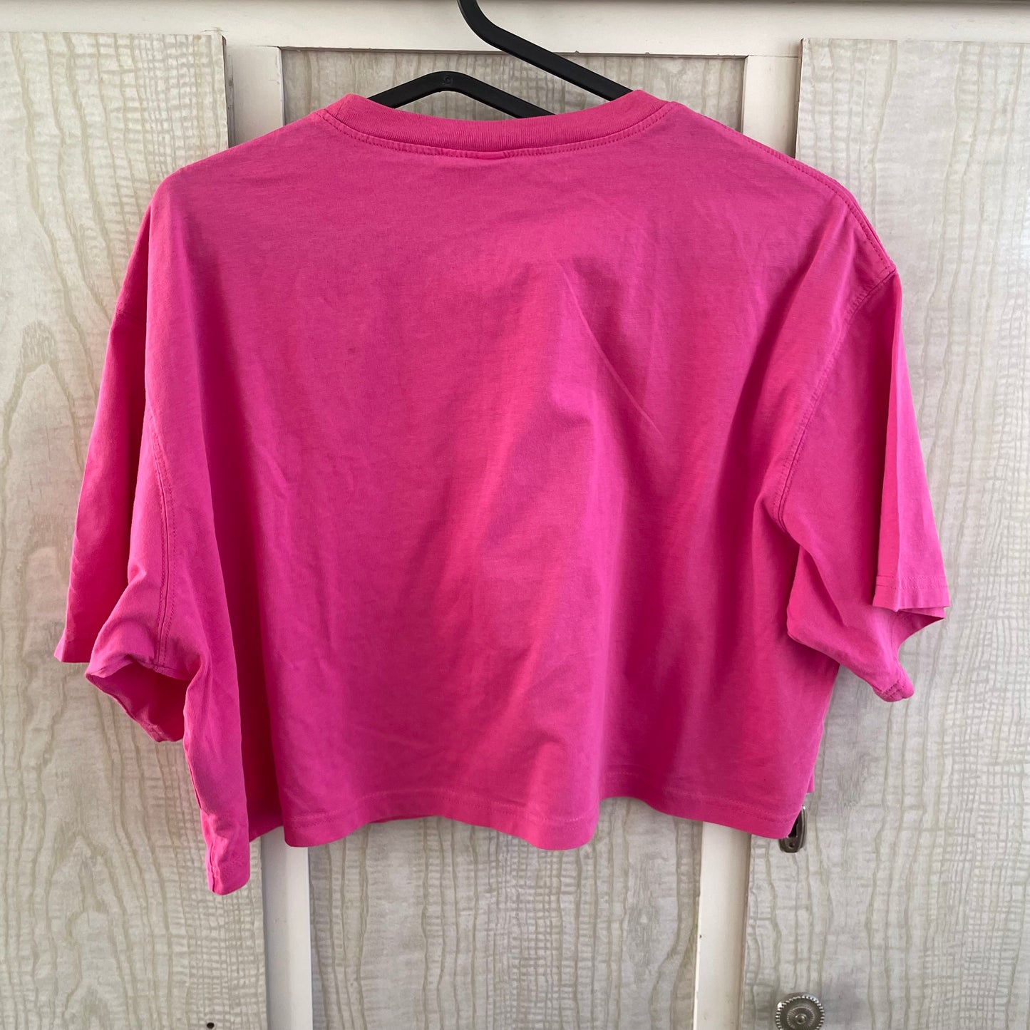 (M) Pink crop tee