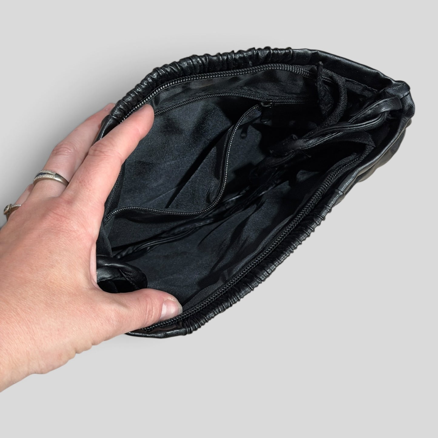 Clutch | Black Ruched