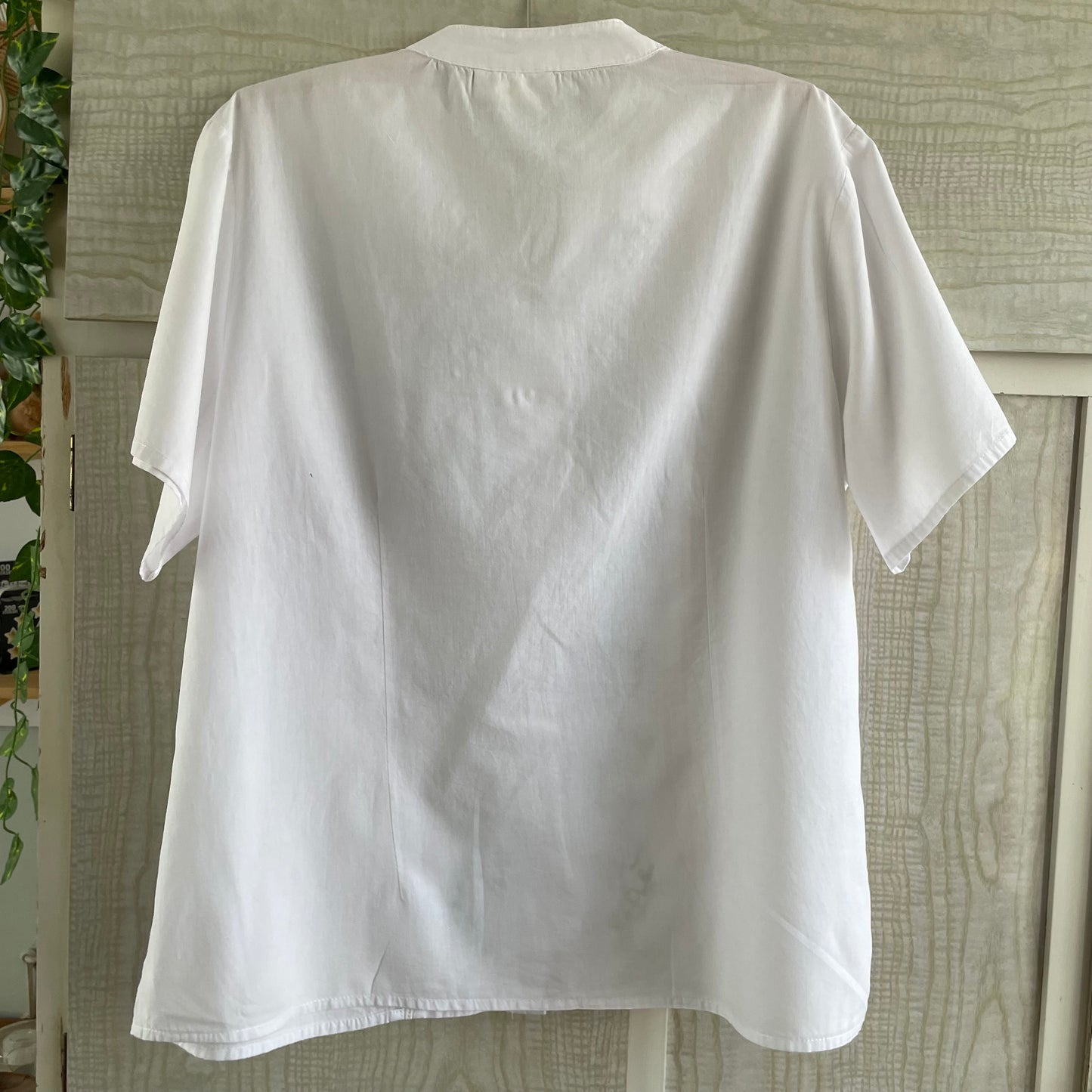 (16) Millers White with Green detail blouse