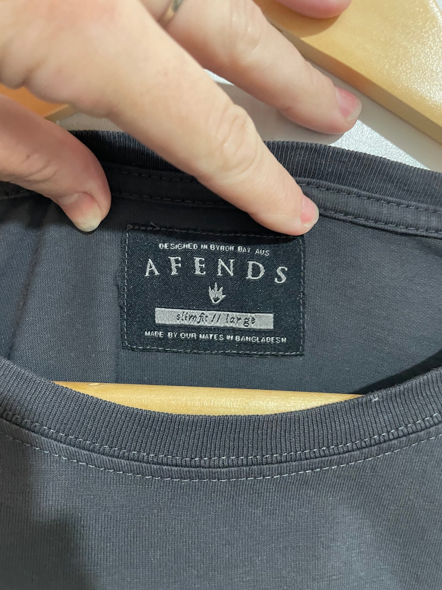 (L) Afends | Tee