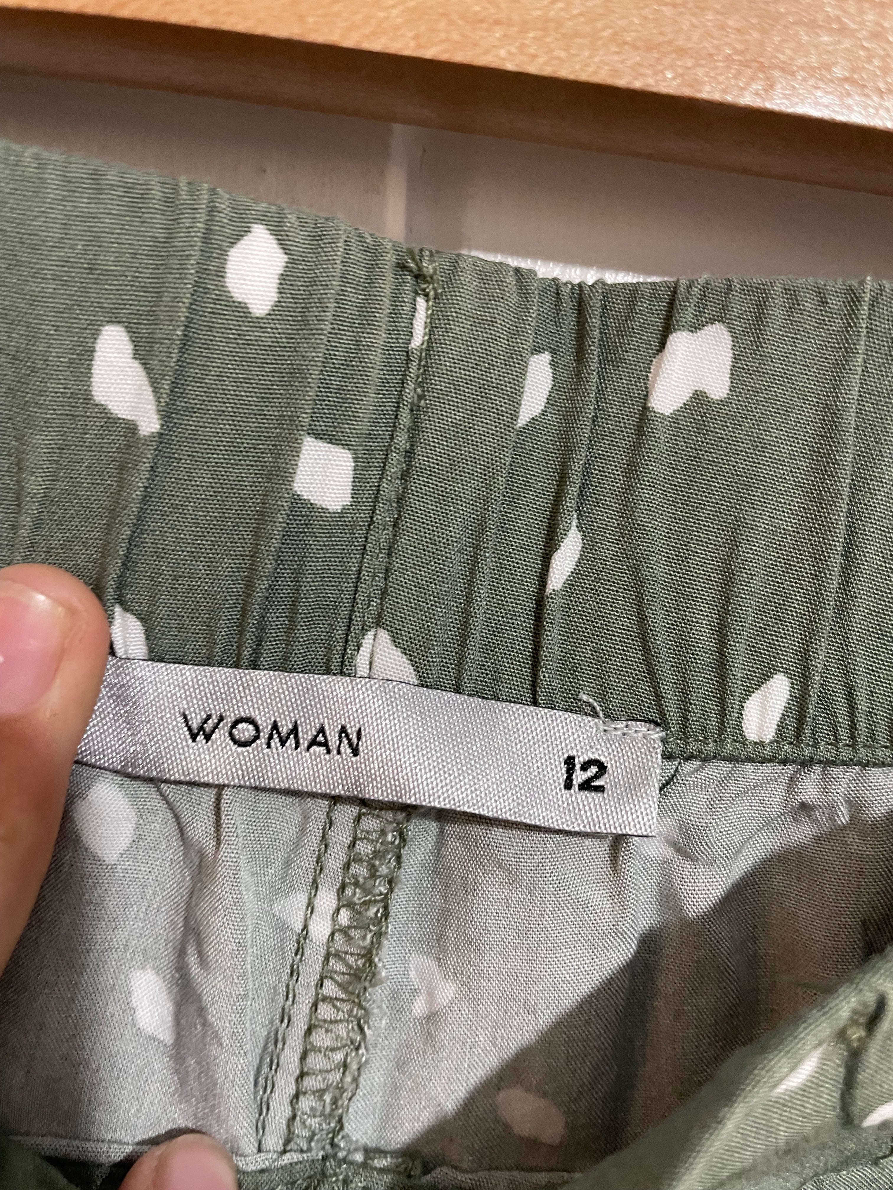 Image of (12) Target | Shorts