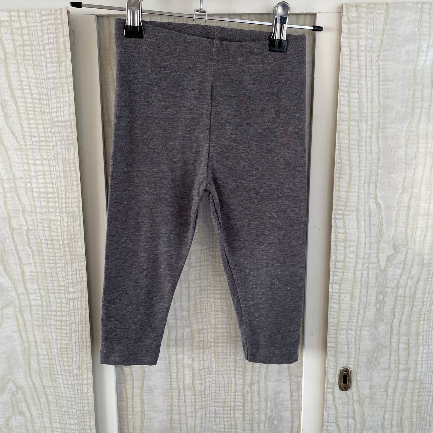 (1) grey bow leggings