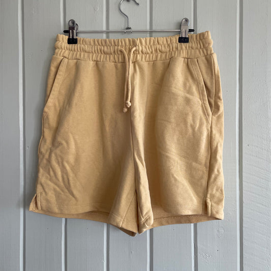 (8) Anko Shorts