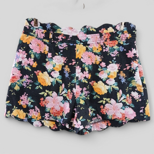 (14) Cocolatte | Floral Shorts