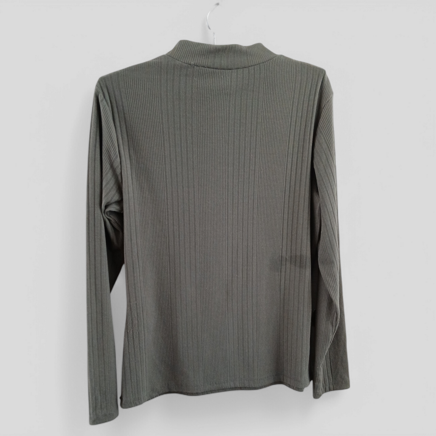 (14) Anko | L/S Ribbed Shirt