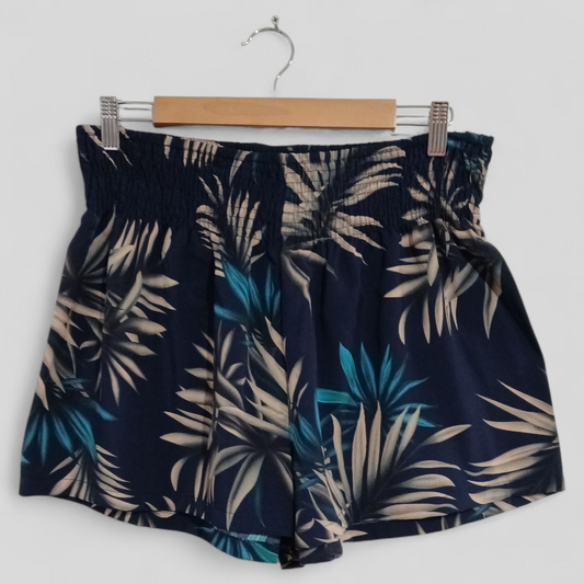 (XL) Shein | Shorts