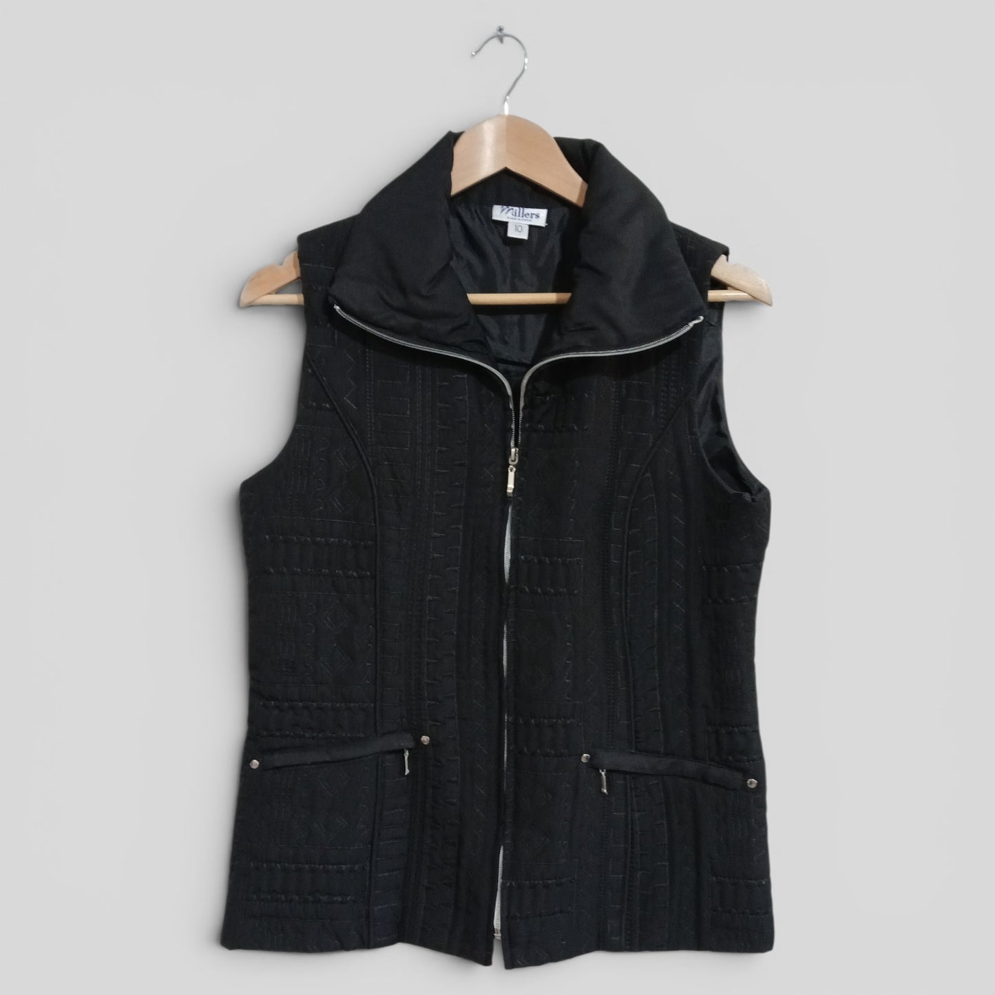 (10) Millers | Black Vest
