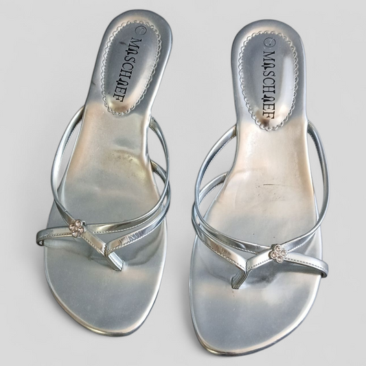 (7) Mischief | Silver Wedges