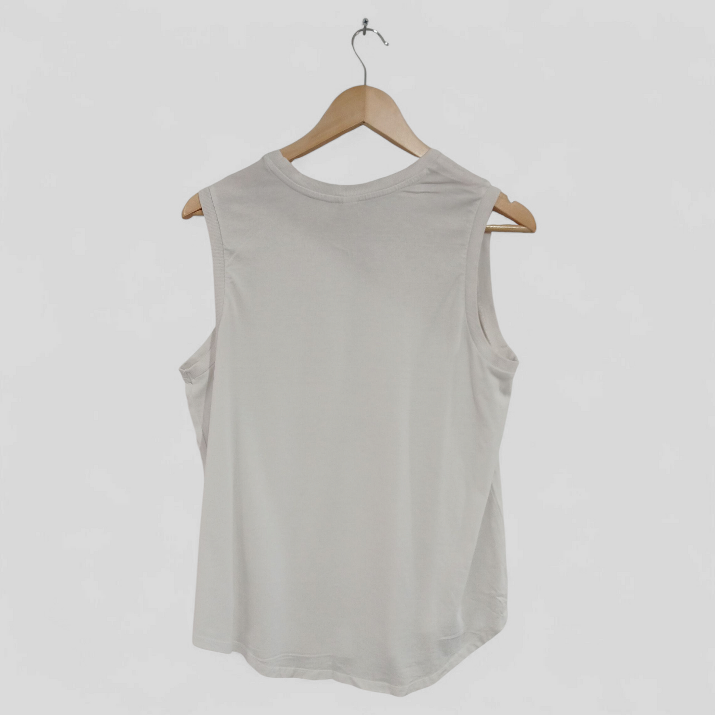 (16) Anko | White Tank