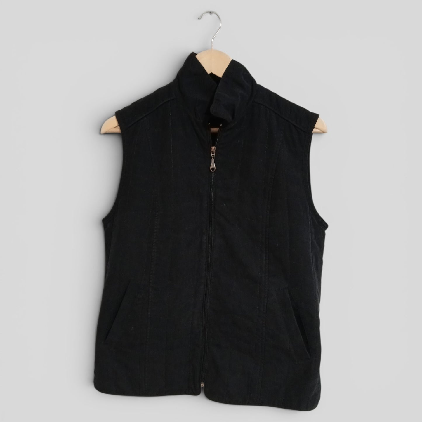(10) Black Pepper | Vest