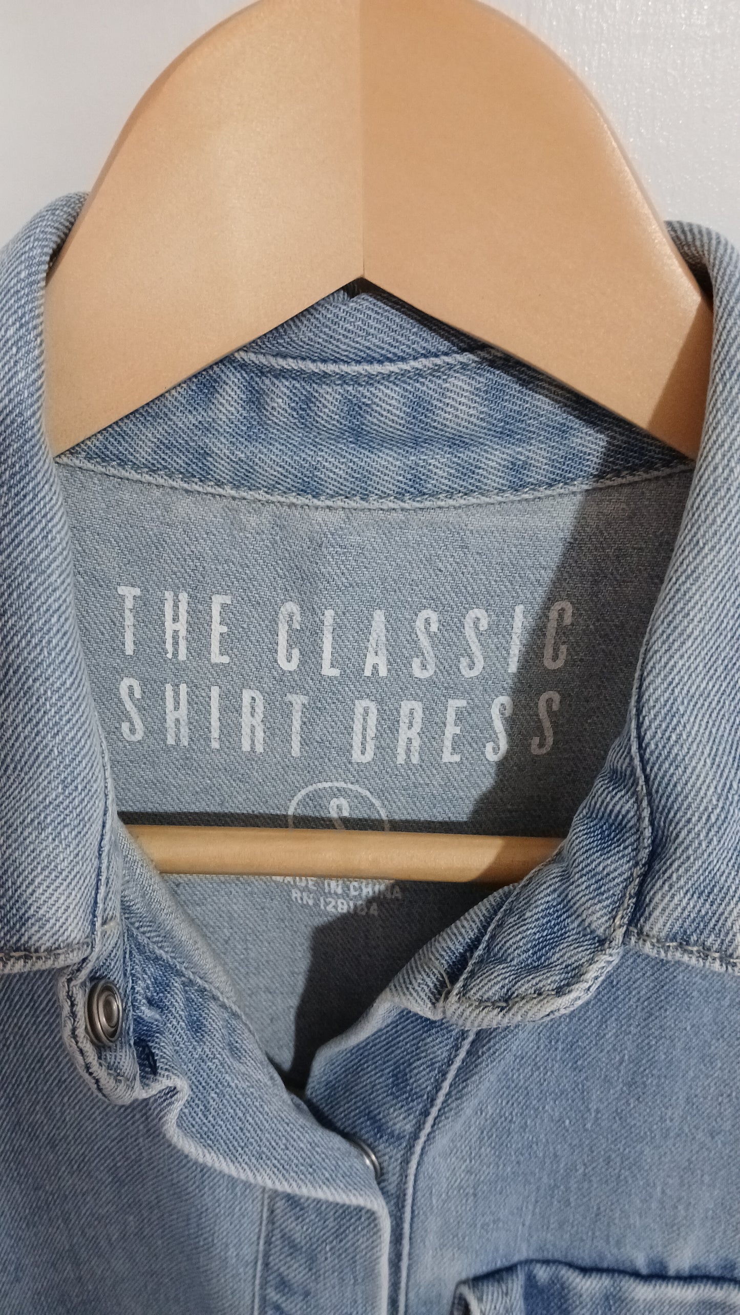 (S) The Classic Shirt Dress | Denim