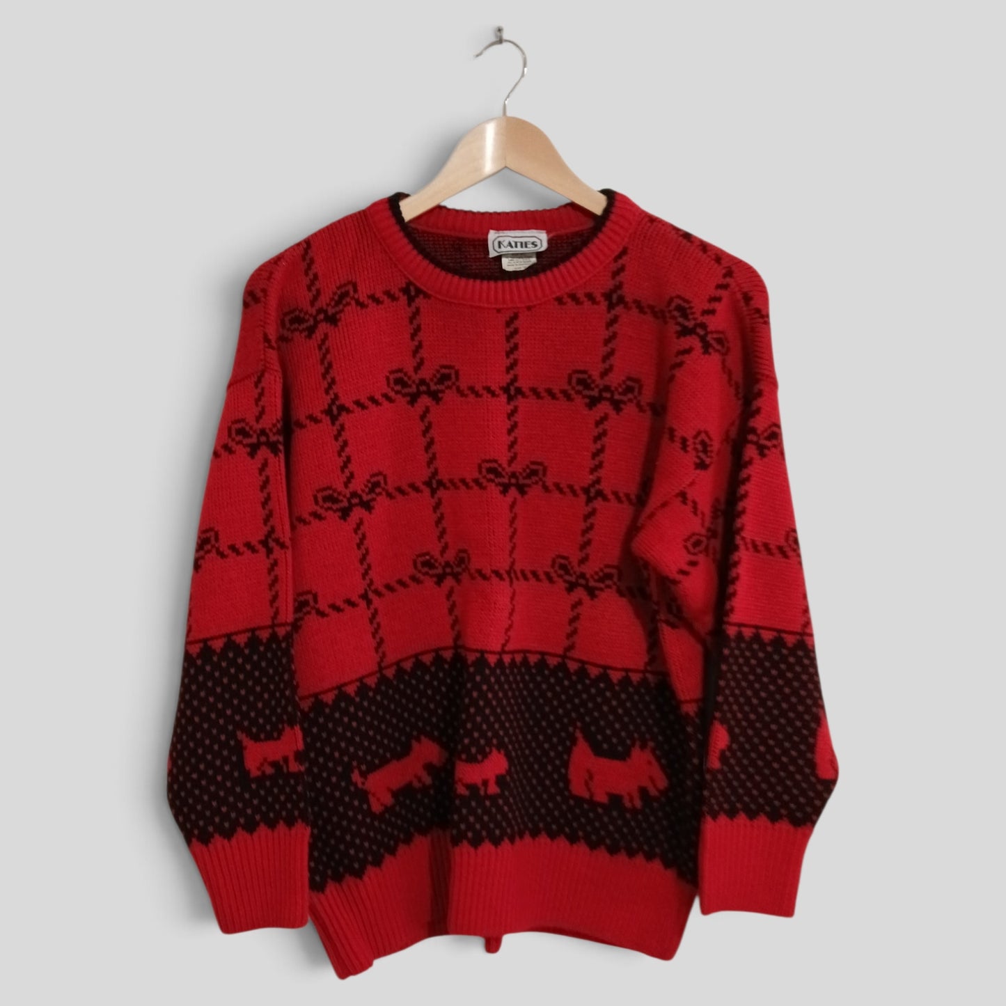 (10) Katies | Red Black Sweater