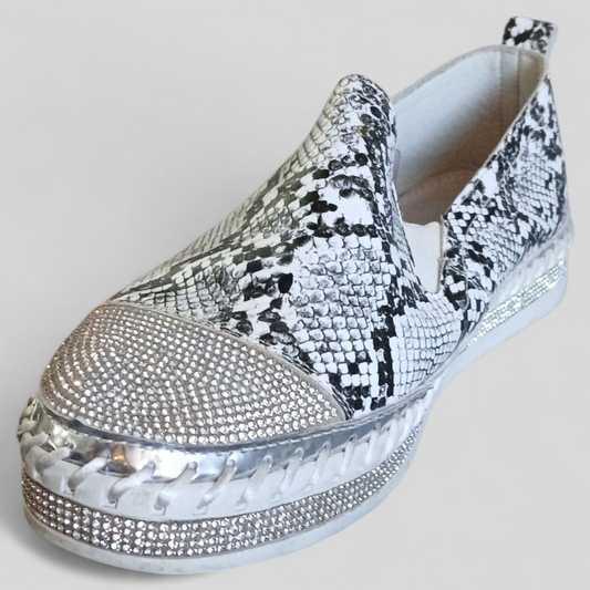 (42) Lav-Ish Sydney | Flats