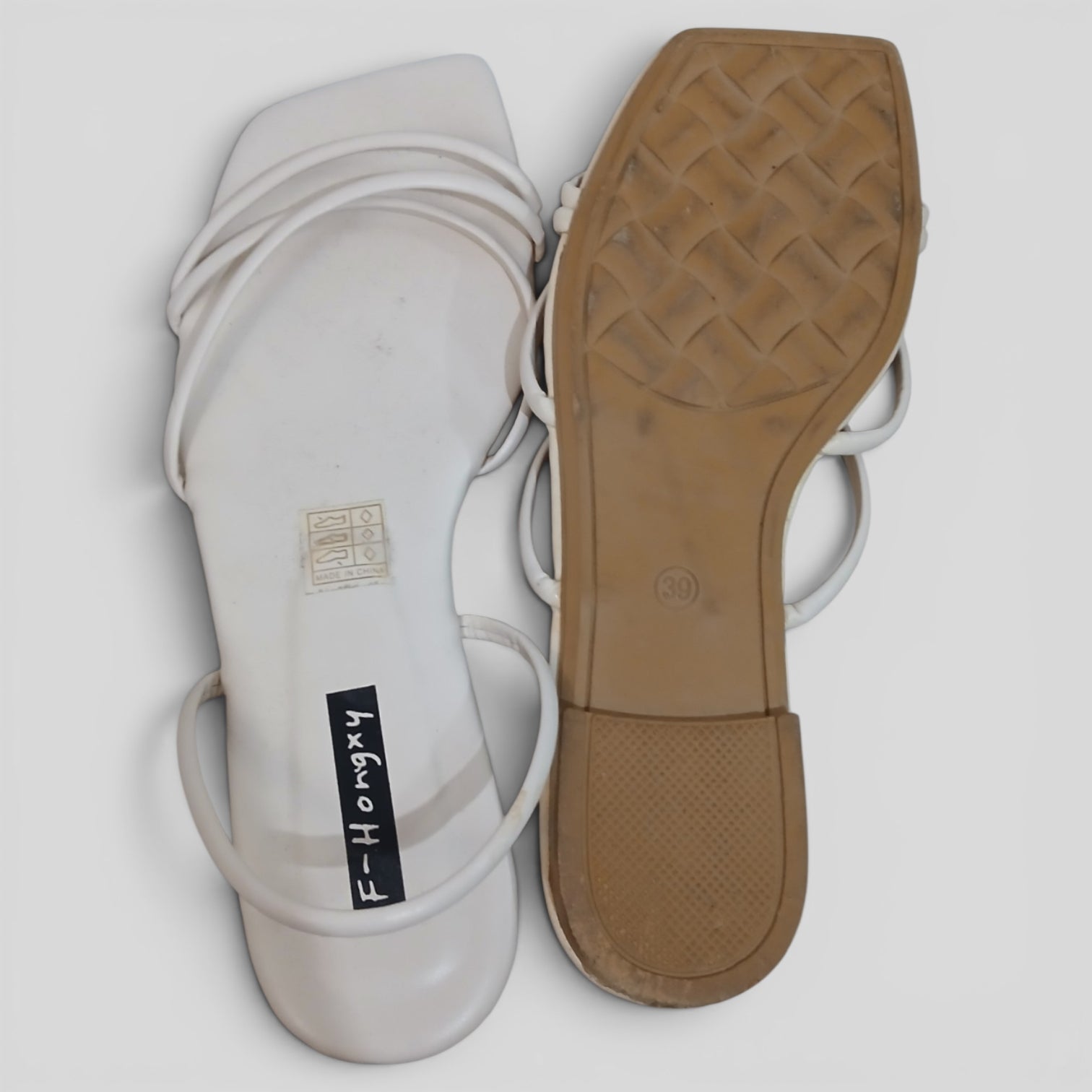 Image of (39)  F-Hongxy | White Flats