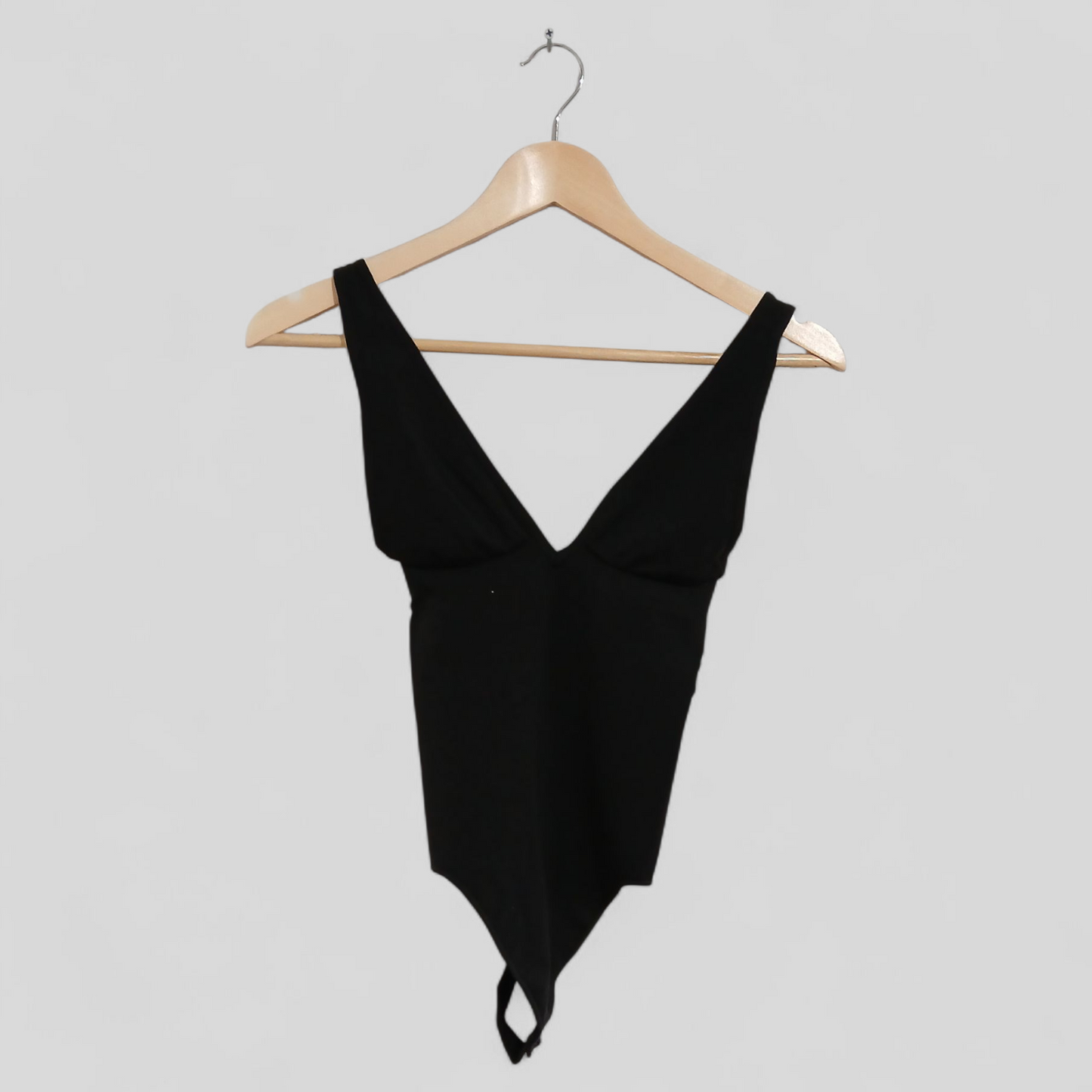 (14) Anko | Seamfree Plunge G-String Bodysuit