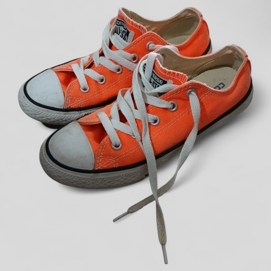 (32) Converse | Orange