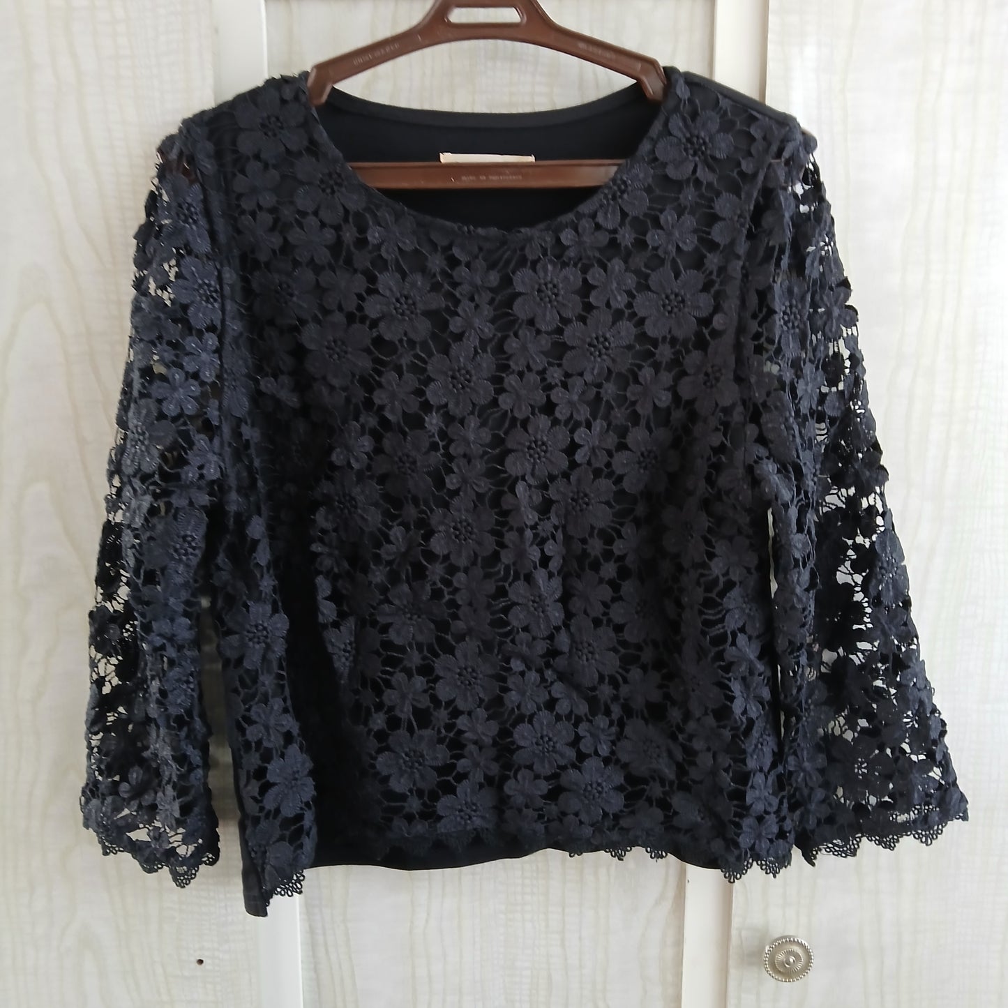 (8) Mika&Gala Lace Front Black Blouse