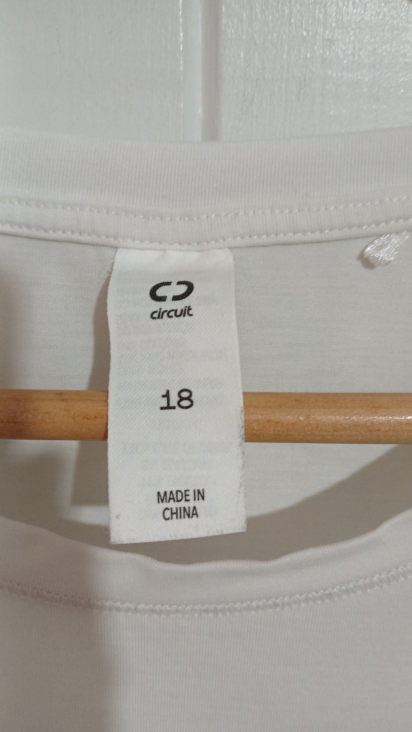 (18) Circuit | White Tee