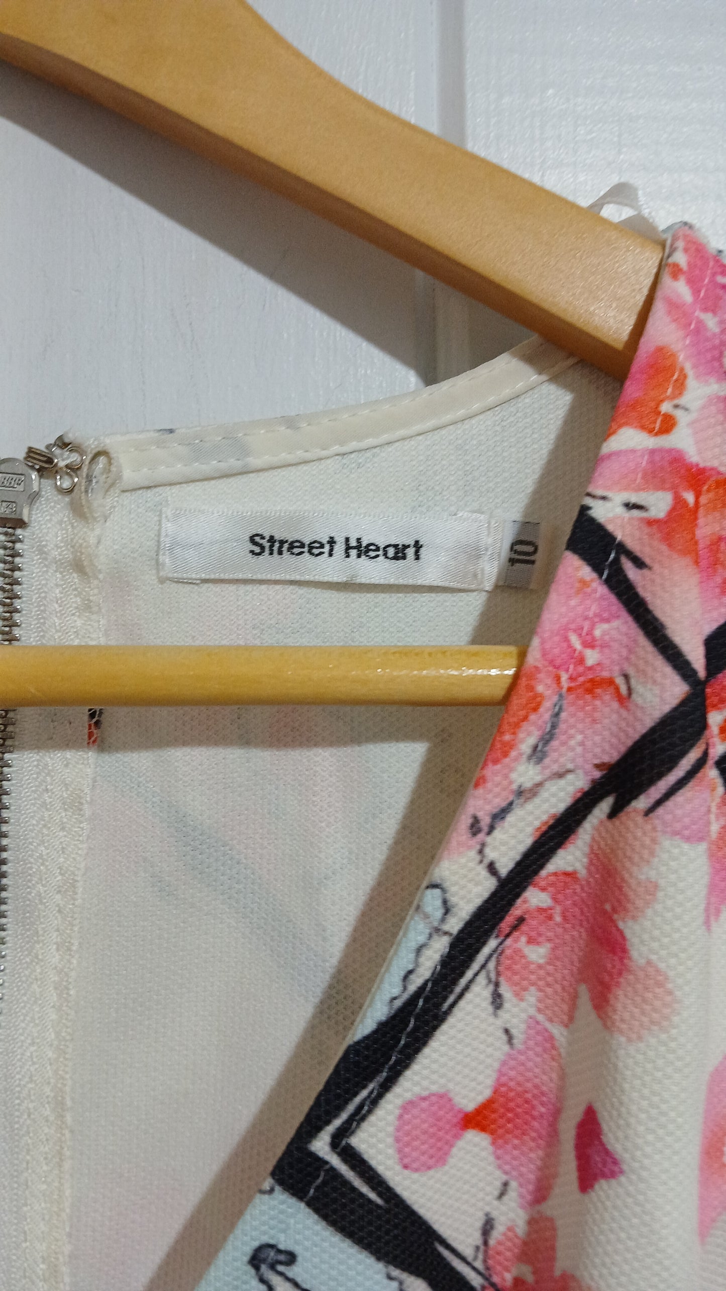 (10) Street Heart | Dress