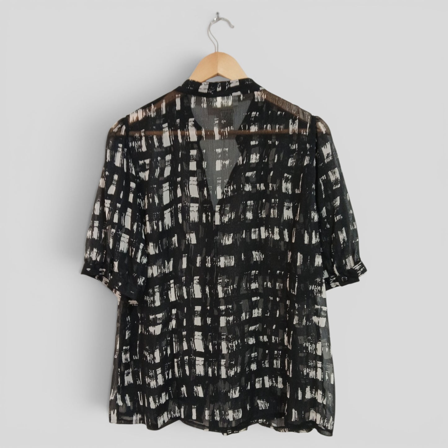(16) Millers | BW Sheer Blouse