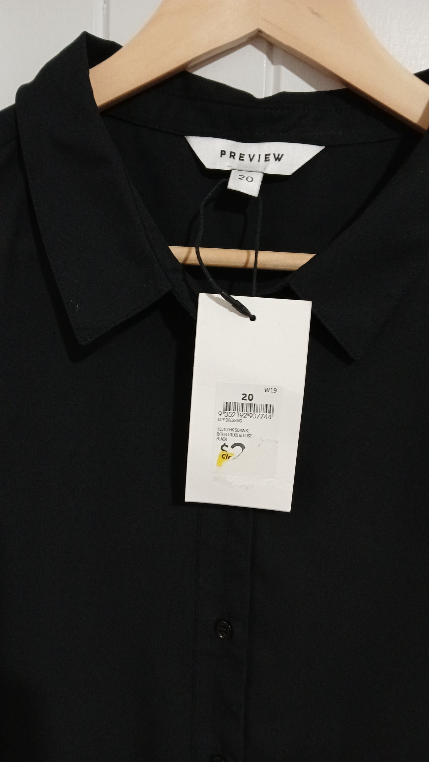 (20) BNWT | Preview | Black Blouse