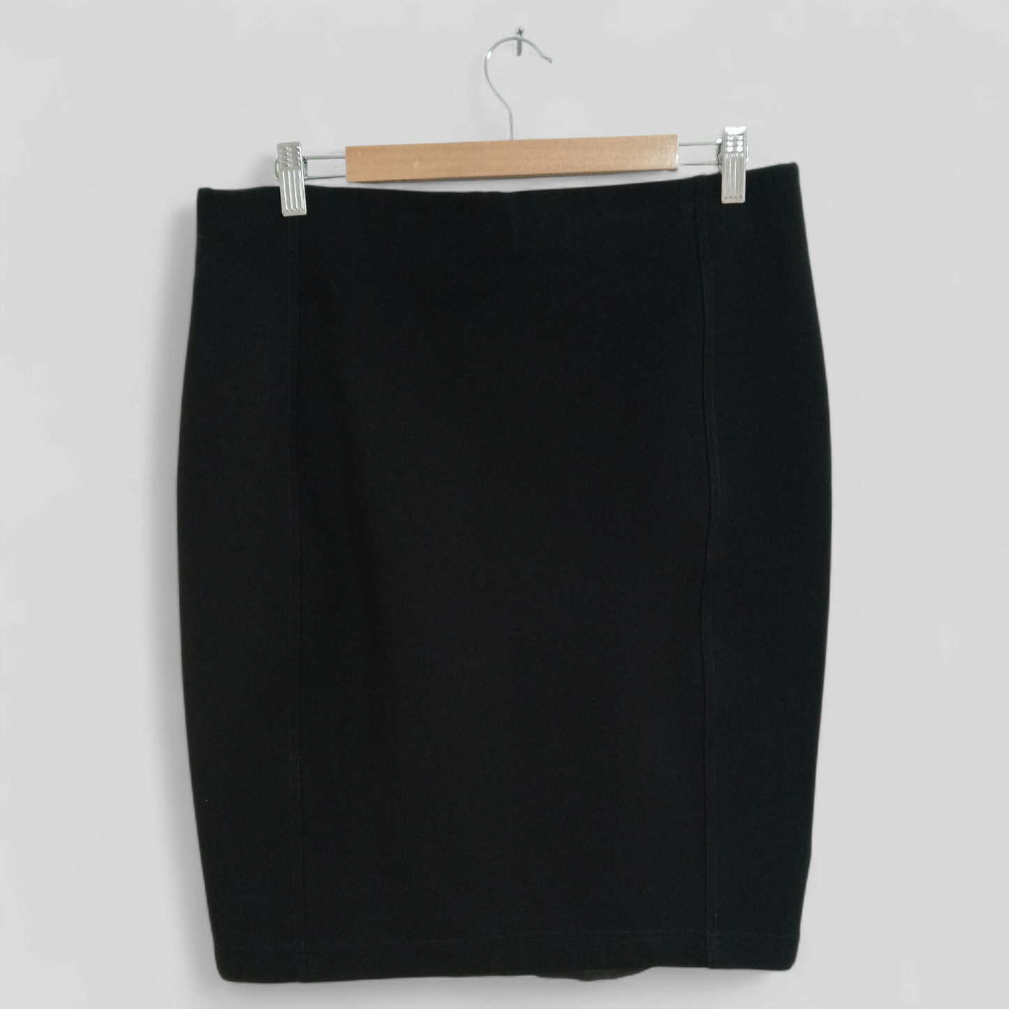 (L) Country Road | Black Skirt