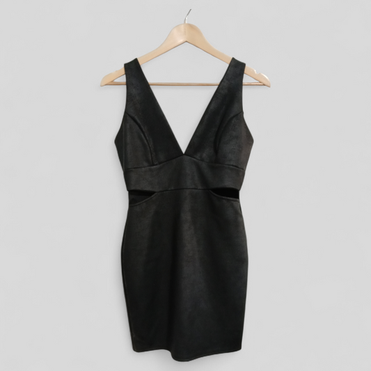 (M) Black Cut Out Dress