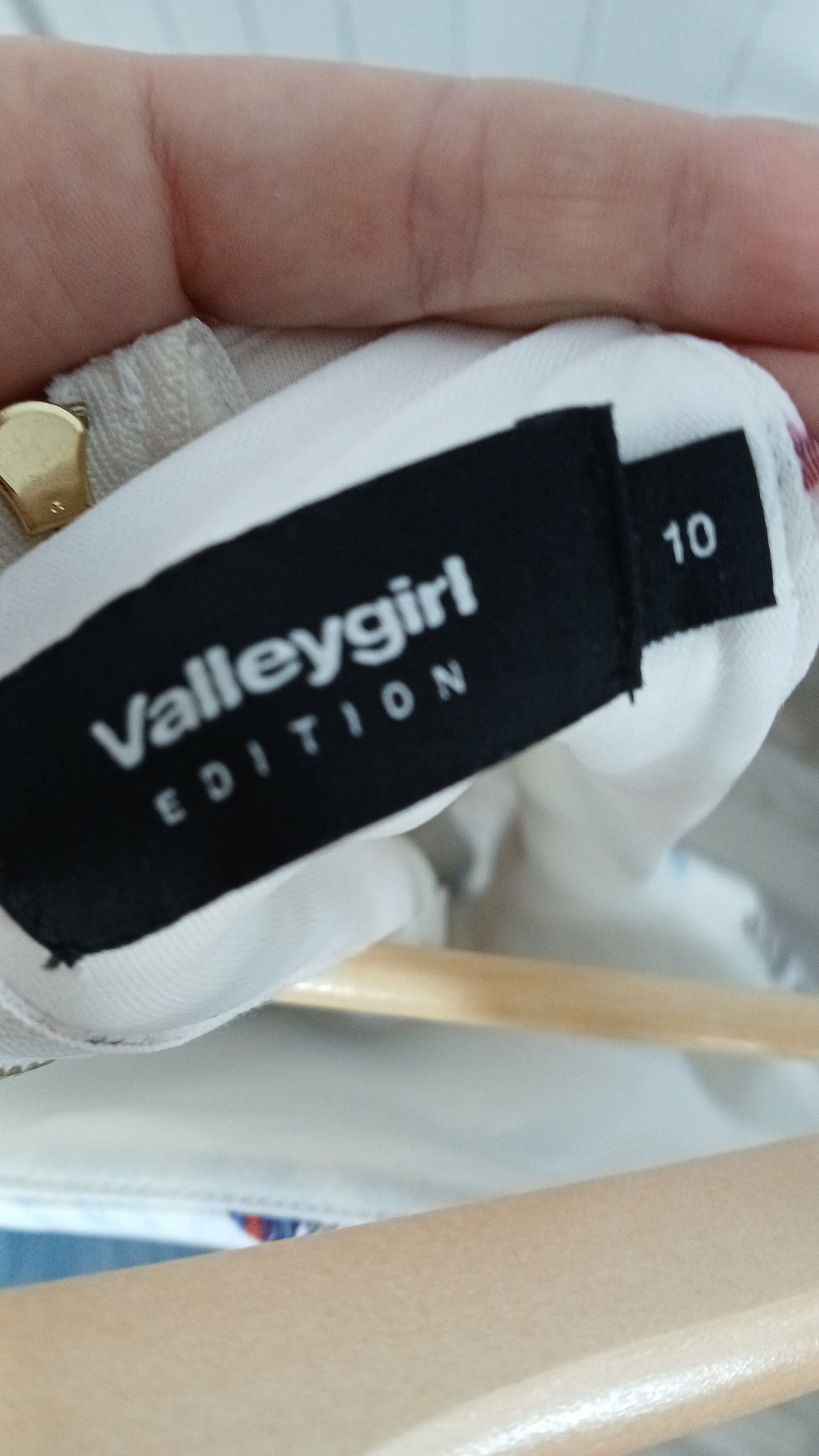 (10) Valley Girl | Peplum Top