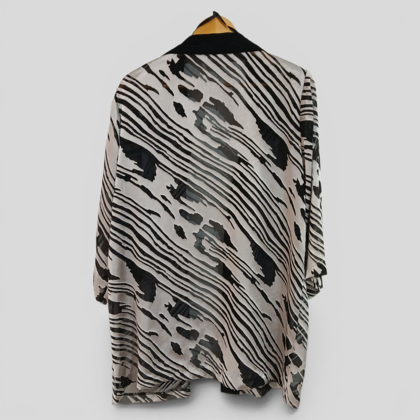 (14) Millers | Zebra Sheer Open Blouse Jacket
