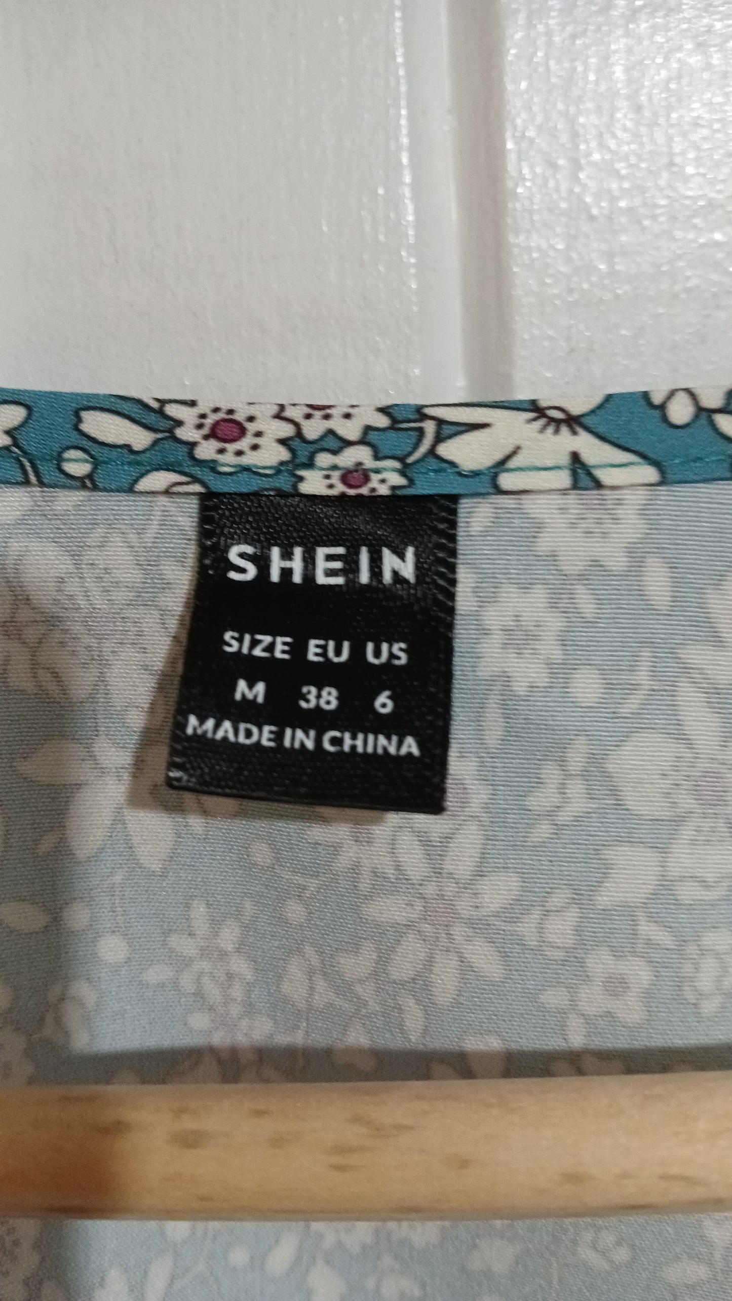 (M) Shein | Floral Crop