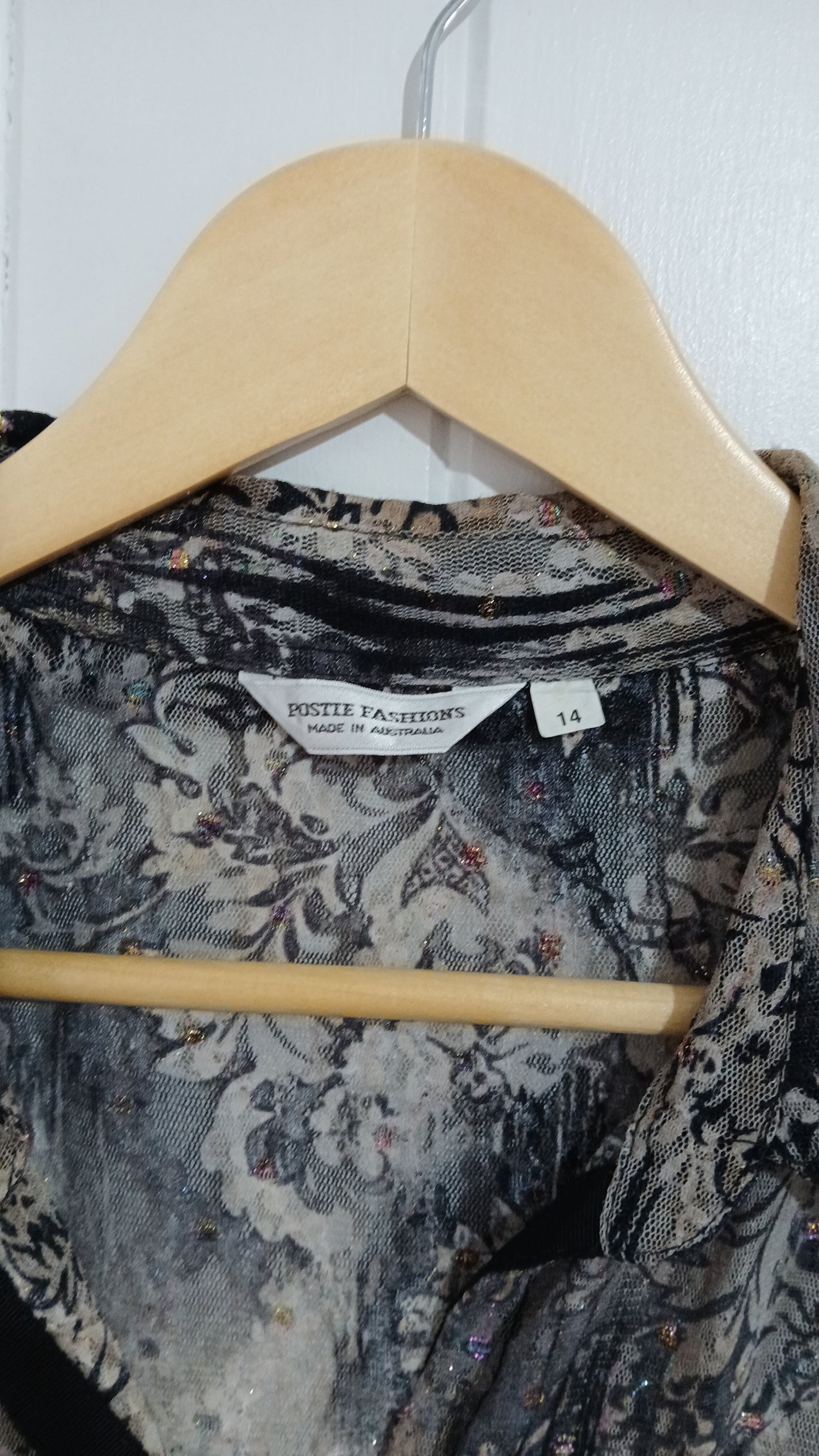(14) Postie Fashions | Blouse
