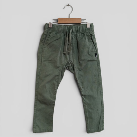 (3JNR) Bonds | Green Pants