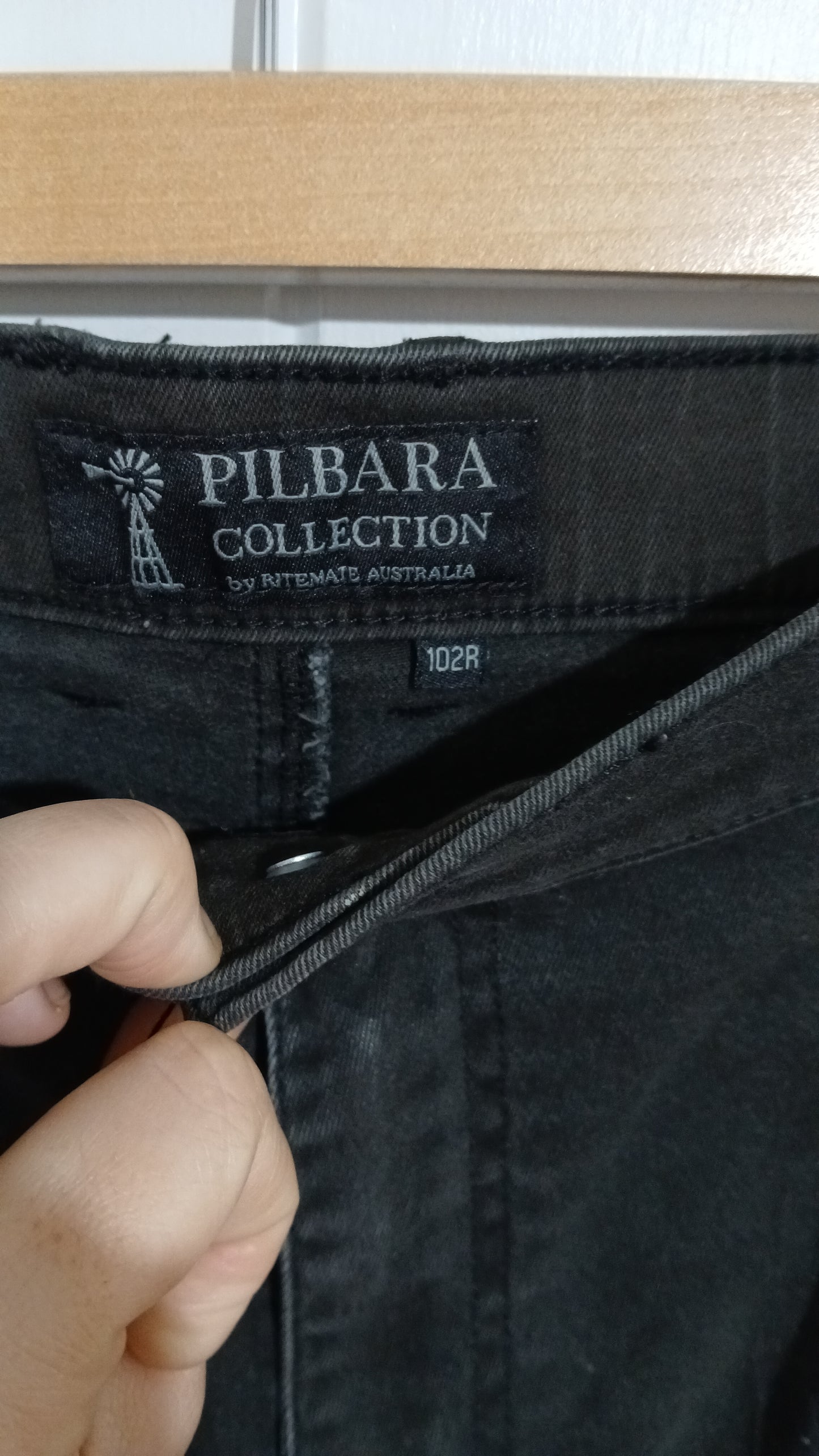 (102R) Pilbara | Black Pants