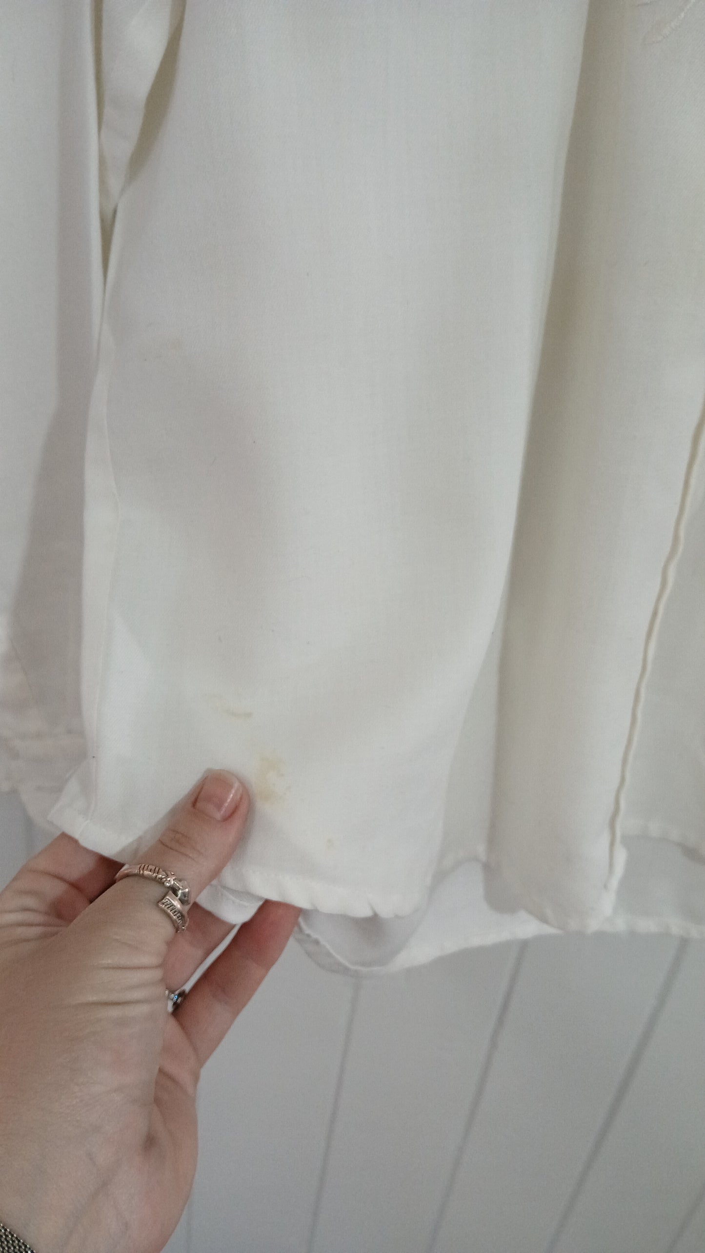 (12) Robert Lin International | White Blouse