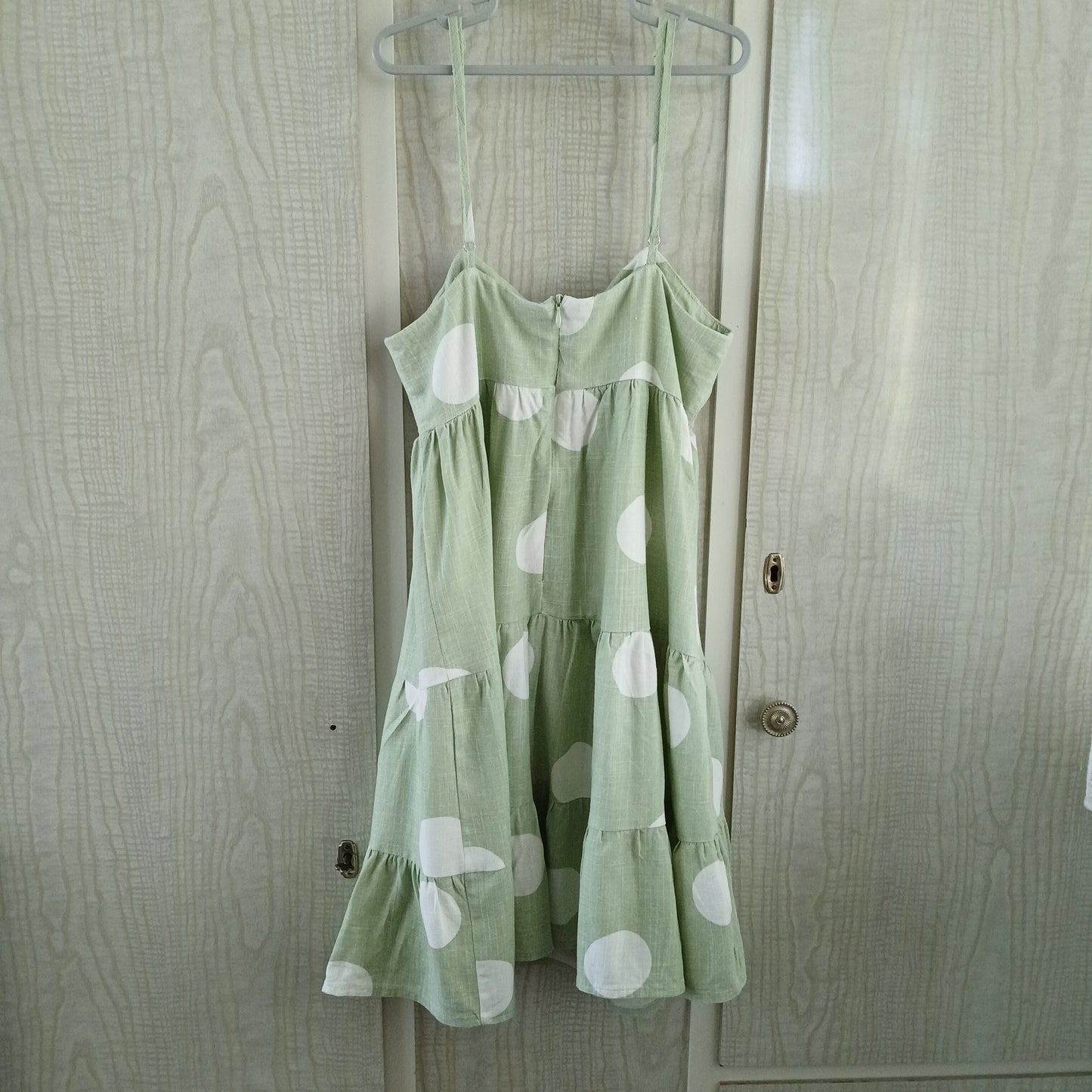 (XS) Girl and the Sun Green Spot Dress