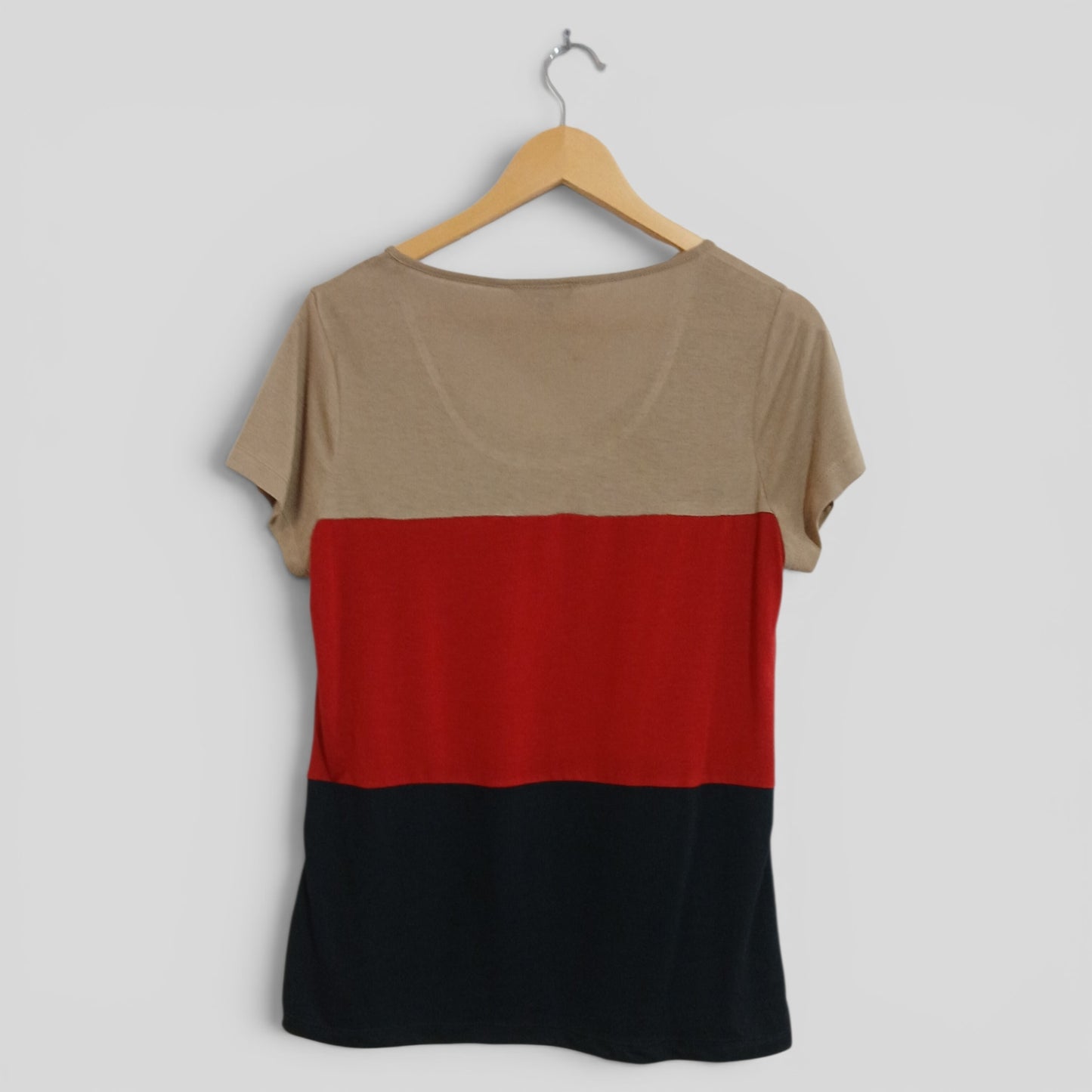 (M) Suzannegrae | Brown/Red/Black Tee