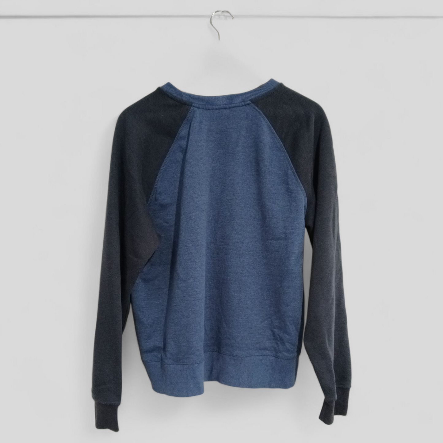 (L) B Collection | Jumper