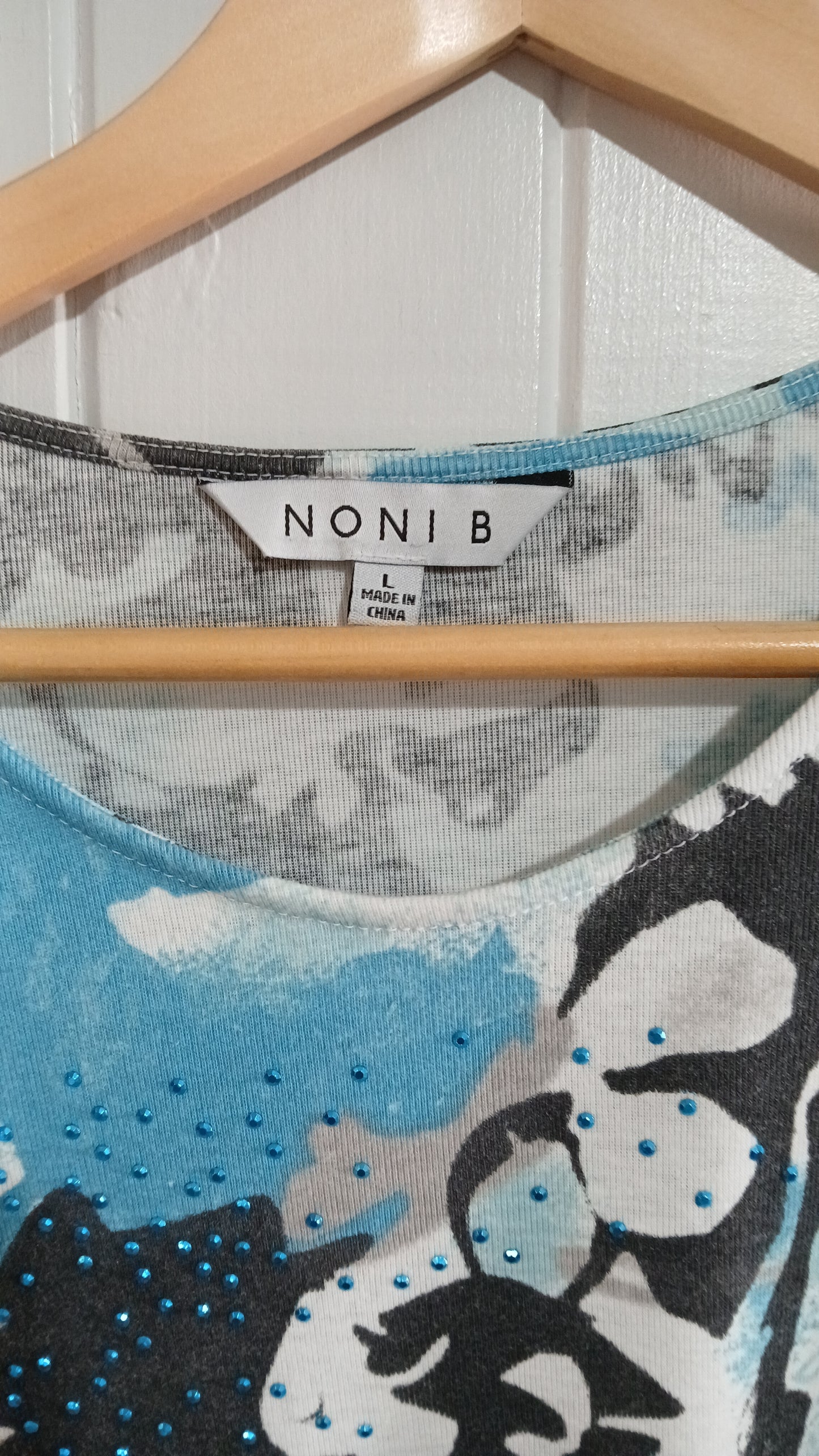 (L) Noni B | Blue Floral Tee