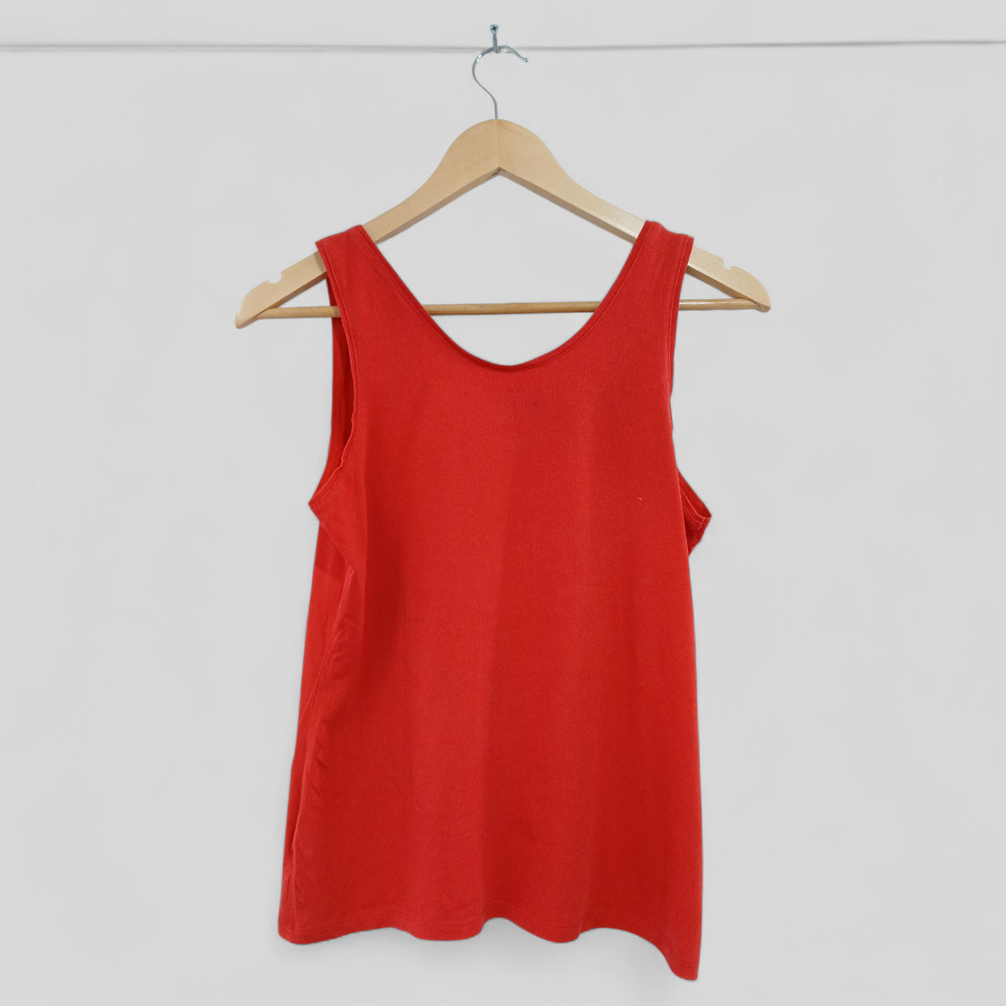 (M) Brilliant Basics | Red Stretch Tank