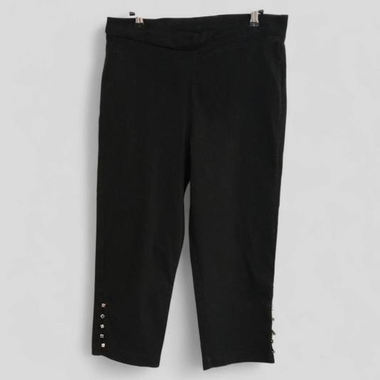 (14) Millers | Black Capris